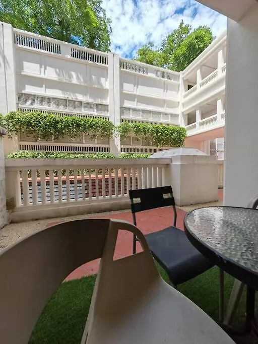 Sweet Cozy Marina Suite At Straits Quay Tanjung Tokong Apartment