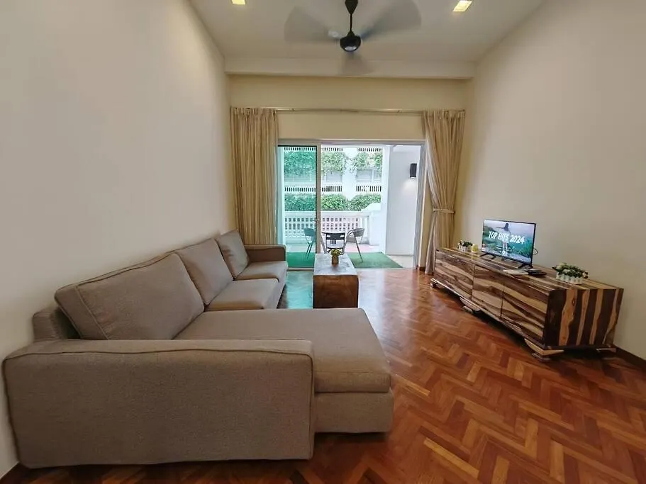 Sweet Cozy Marina Suite At Straits Quay Tanjung Tokong